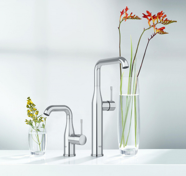 Смеситель для раковины Grohe Essence+ 32901001 Хром