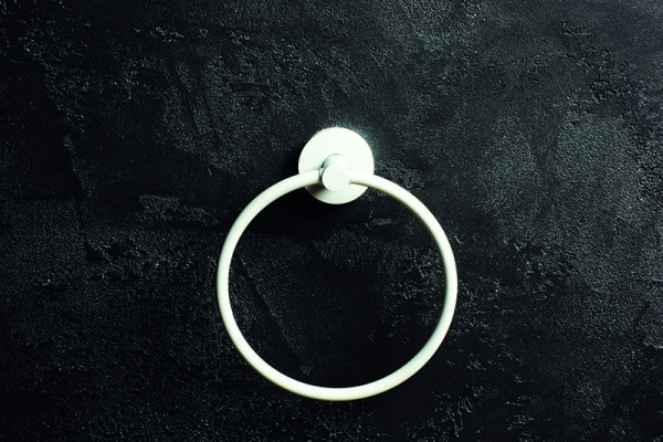 Кольцо для полотенец Bemeta White 104104064 Белое матовое